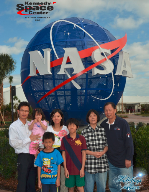 -- Yang Family - 2012 at NASA --